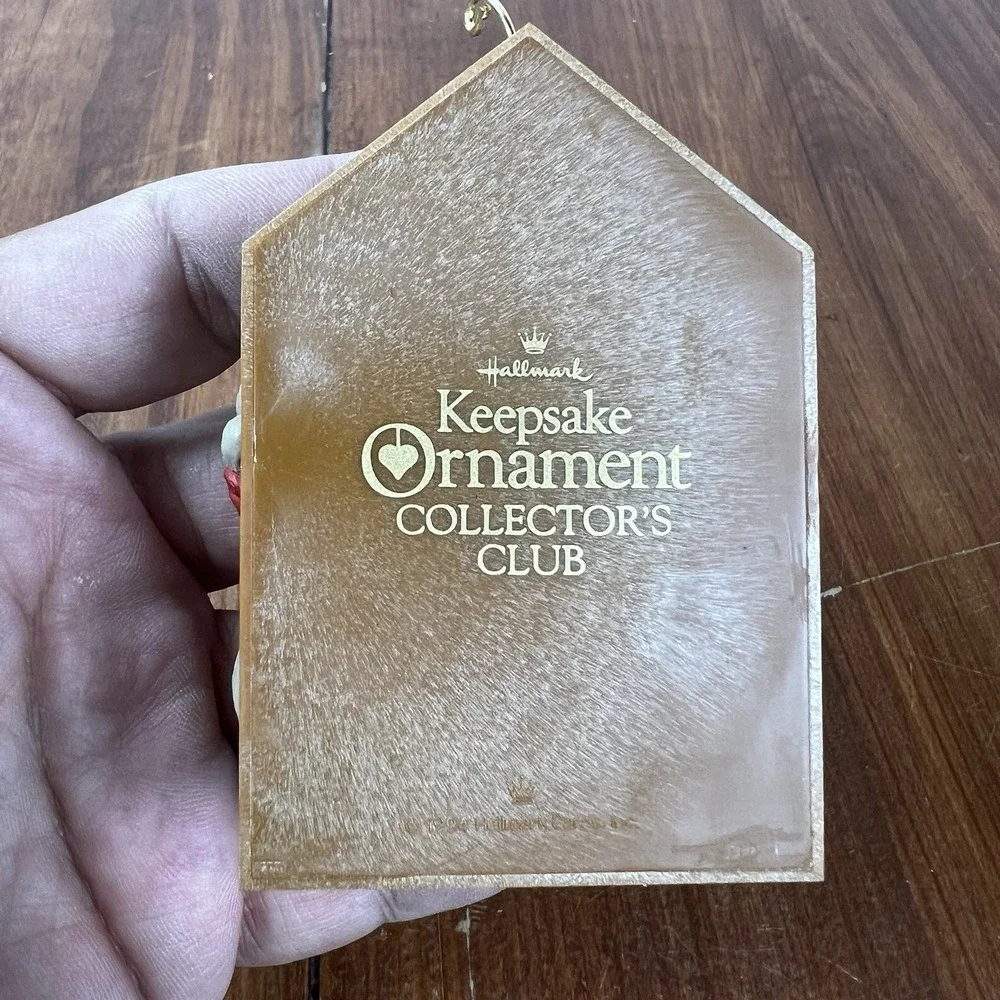Hallmark Collecting Memories Keepsake Collectors Club Membership Ornament 1995